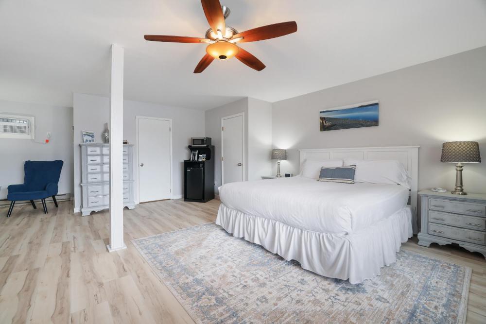 King Room interior