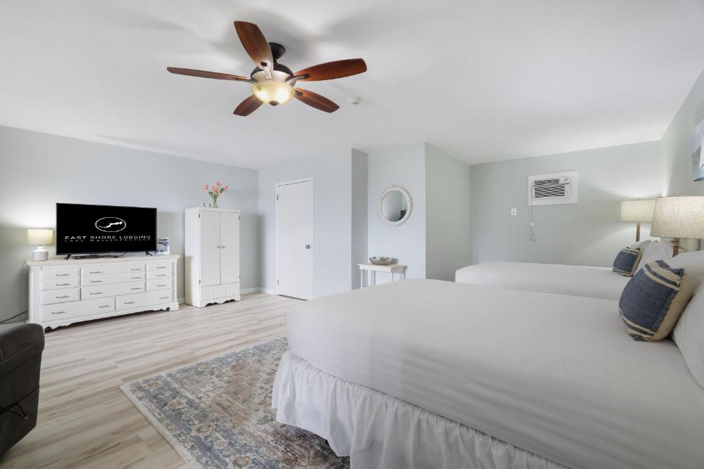 Queen Room - Disability Access interior